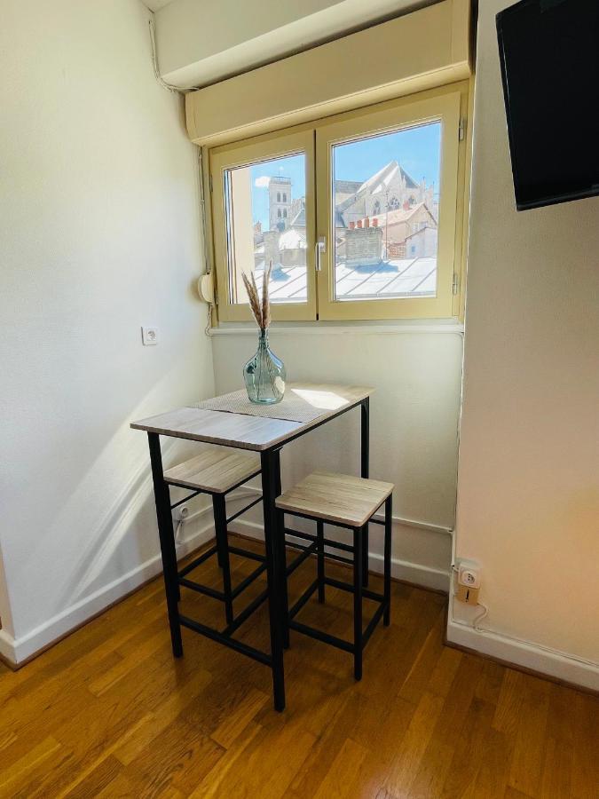 Sur Les Toits Verdunois Apartamento Exterior foto